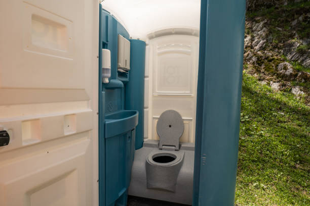 Portable Toilet Options We Offer in Onawa, IA